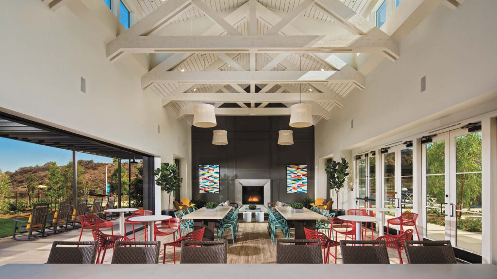 Hudson House Sunkist Bar